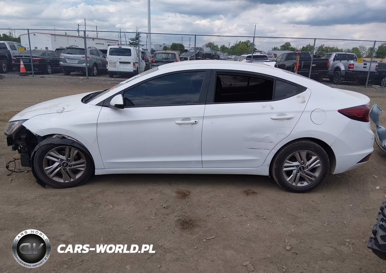 2020 Hyundai Elantra Sel VIN:5NPD84LFXLH565073 - 15