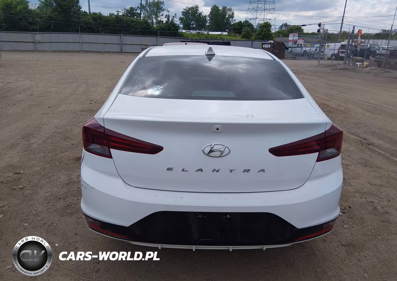 2020 Hyundai Elantra Sel VIN:5NPD84LFXLH565073 - 17