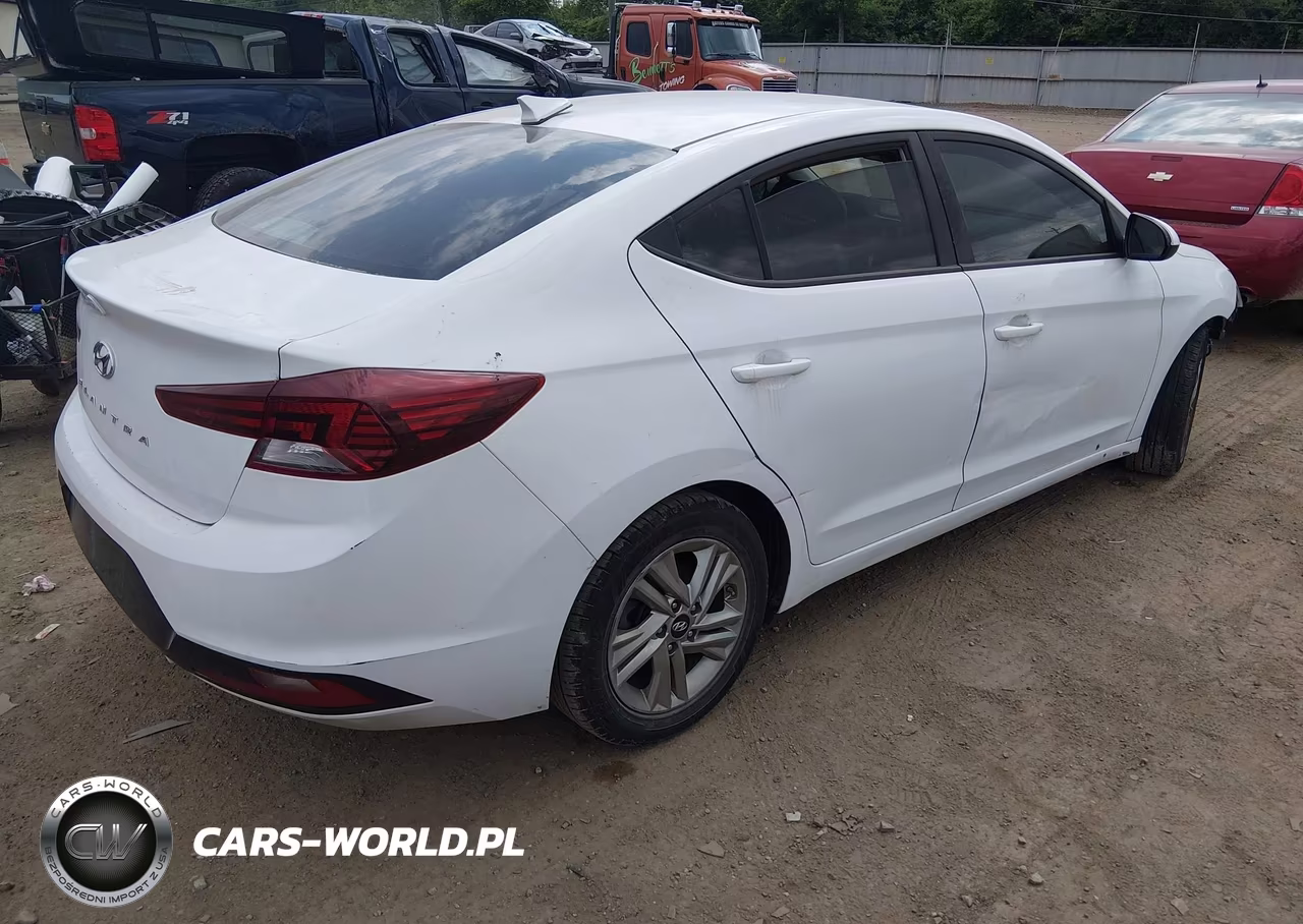 2020 Hyundai Elantra Sel VIN:5NPD84LFXLH565073 - 4