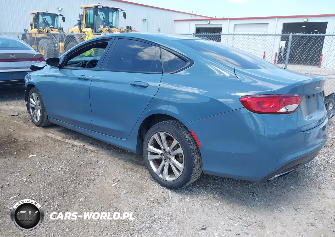 2015 Chrysler 200 S VIN:1C3CCCBB3FN625934 - 3