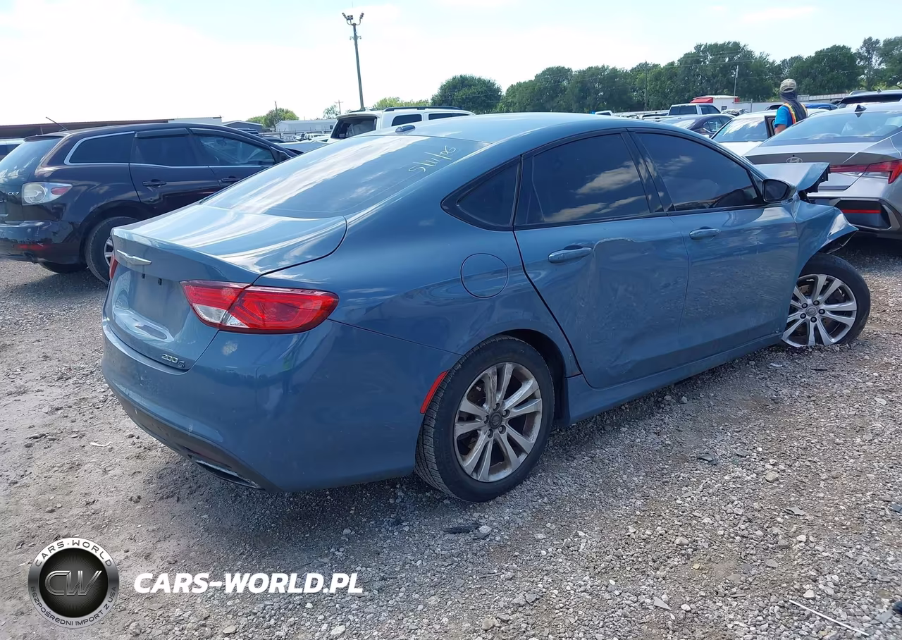 2015 Chrysler 200 S VIN:1C3CCCBB3FN625934 - 4