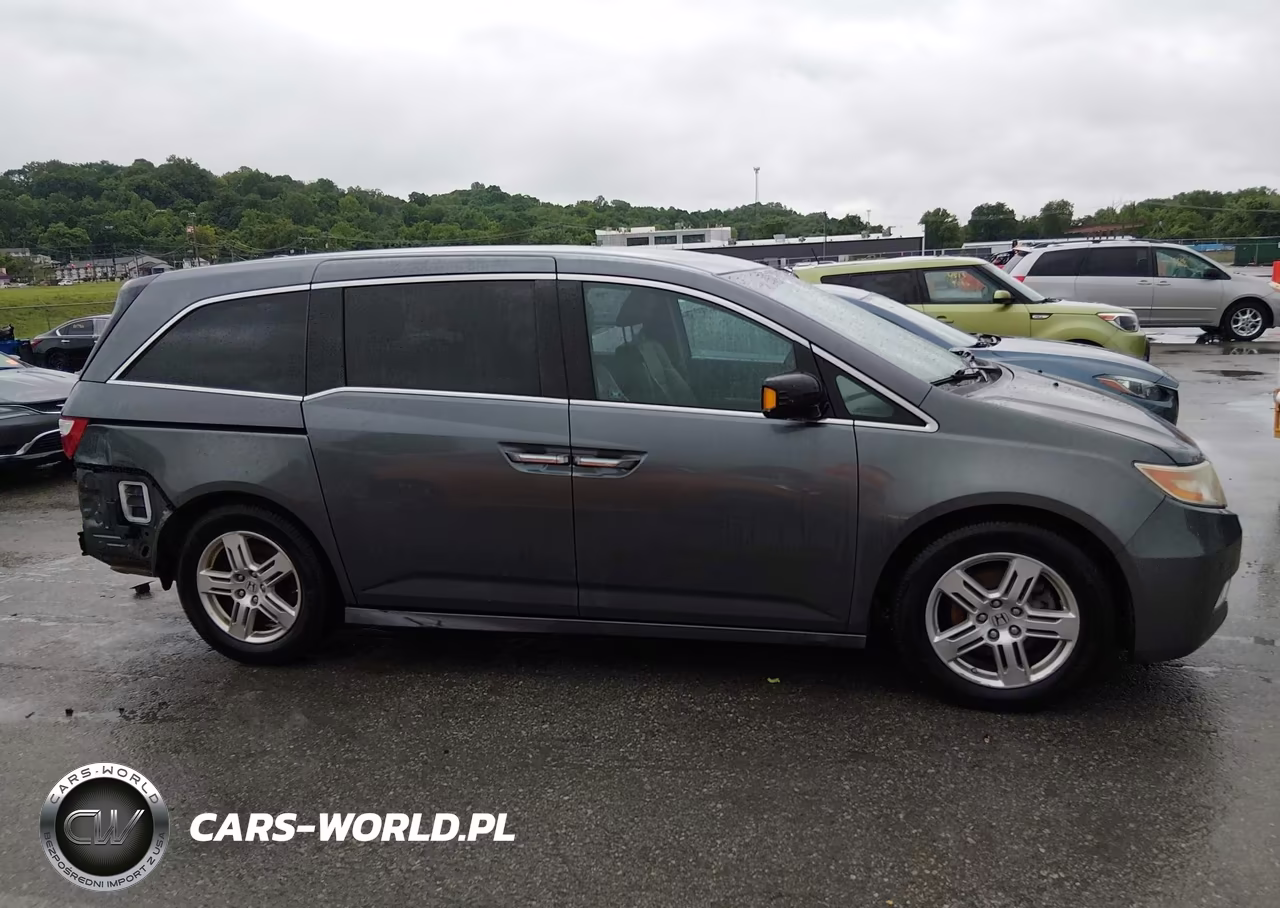 2011 Honda Odyssey Touring-Touring Elite VIN:5FNRL5H93BB038065 - 14
