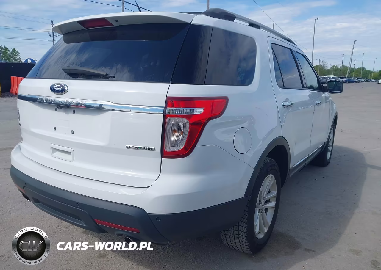 2014 Ford Explorer Xlt VIN:1FM5K7D87EGC56090 - 4