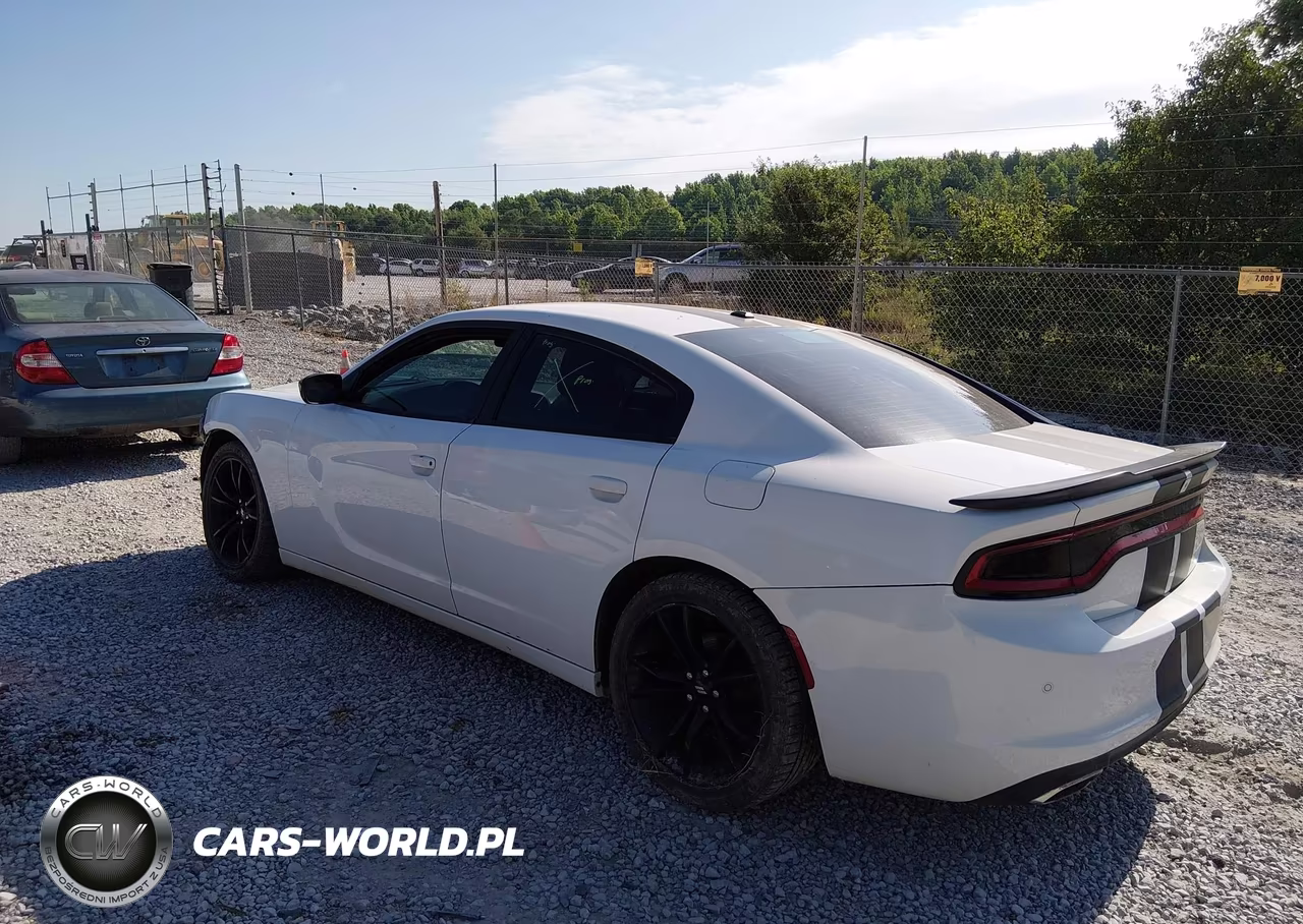 2018 Dodge Charger Sxt Rwd VIN:2C3CDXBG7JH227109 - 3