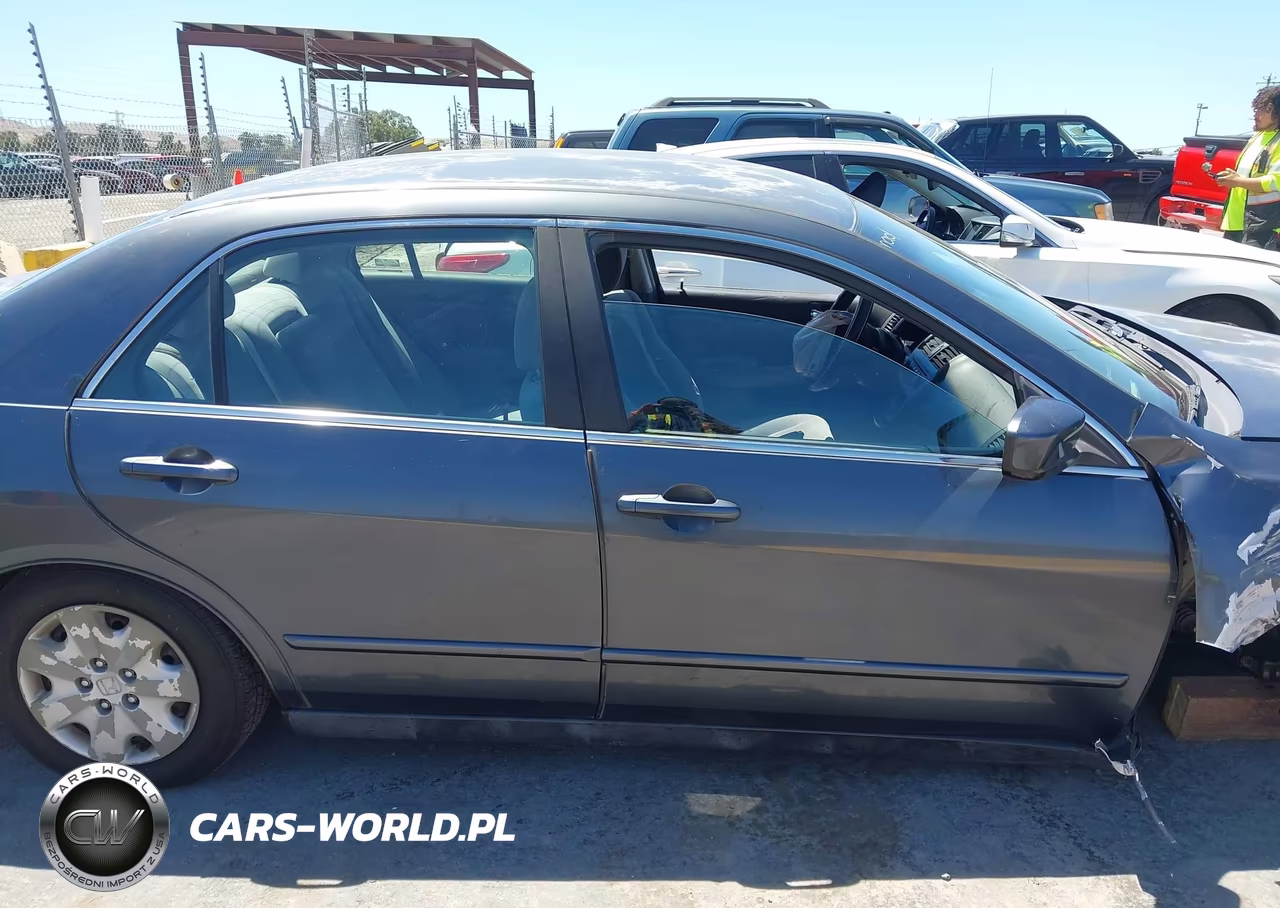 2004 Honda Accord 2.4 Lx VIN:JHMCM56374C009247 - 13