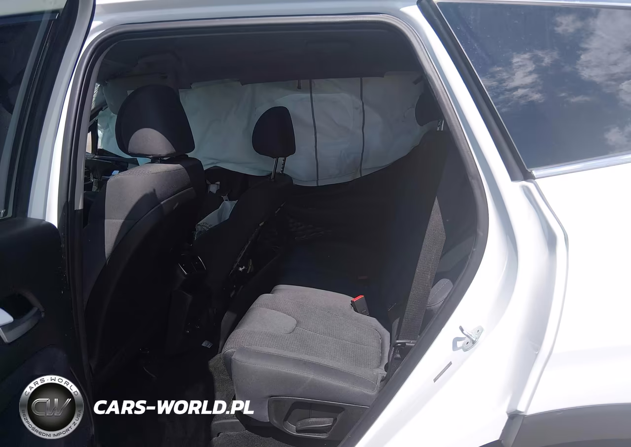 2019 Hyundai Santa Fe Se VIN:5NMS23AD7KH110181 - 8