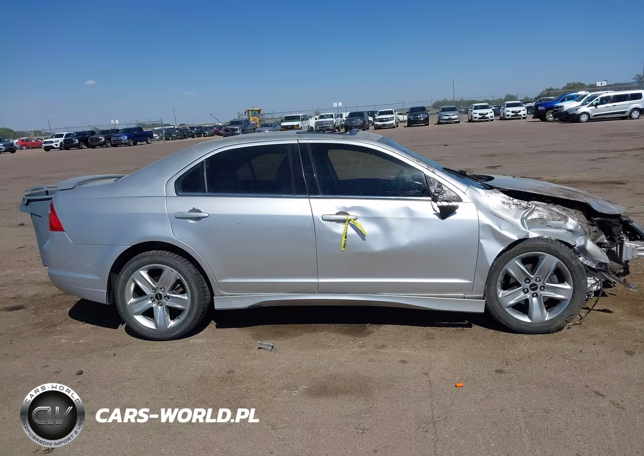 2011 Ford Fusion Sport VIN:3FAHP0DC7BR345795 - 14