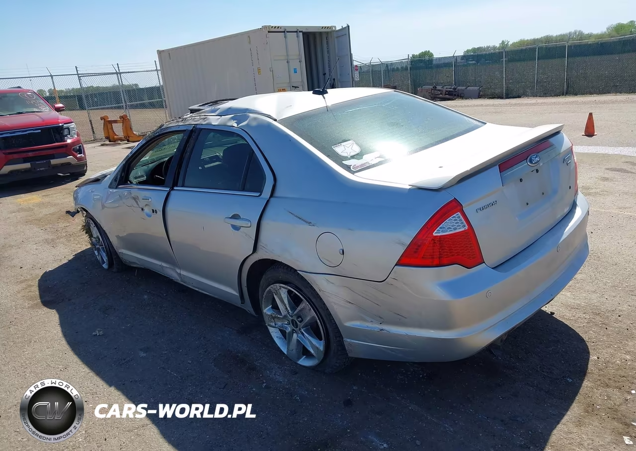 2011 Ford Fusion Sport VIN:3FAHP0DC7BR345795 - 3