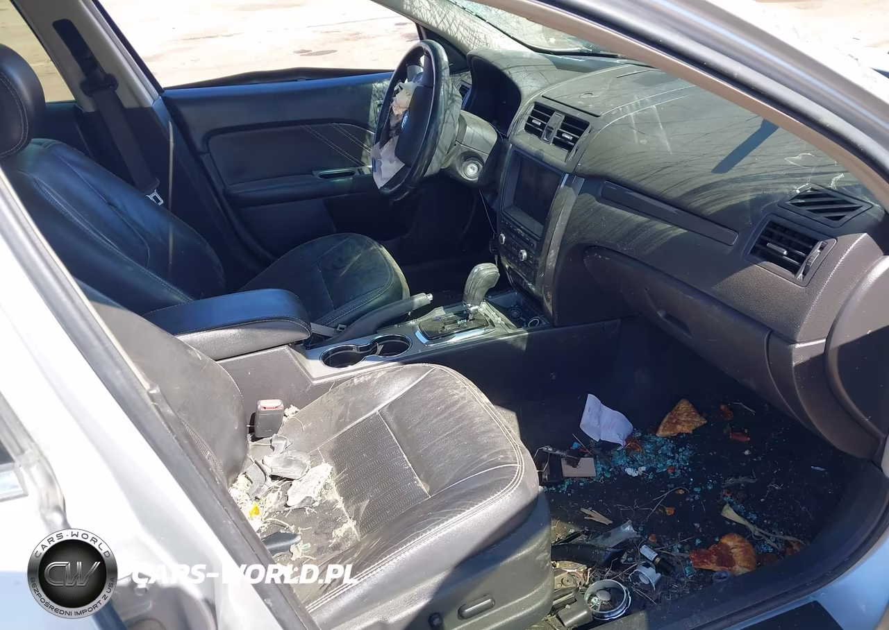 2011 Ford Fusion Sport VIN:3FAHP0DC7BR345795 - 5