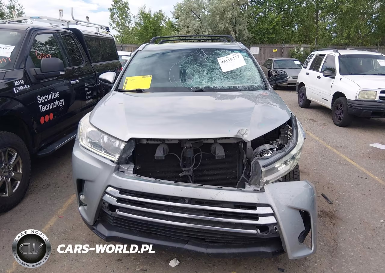 2017 Toyota Highlander Limited Platinum VIN:5TDDZRFHXHS406451 - 11