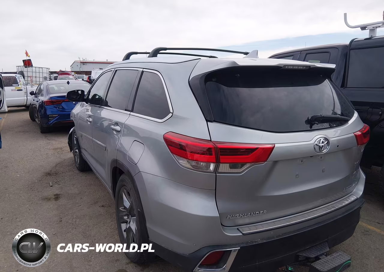 2017 Toyota Highlander Limited Platinum VIN:5TDDZRFHXHS406451 - 3