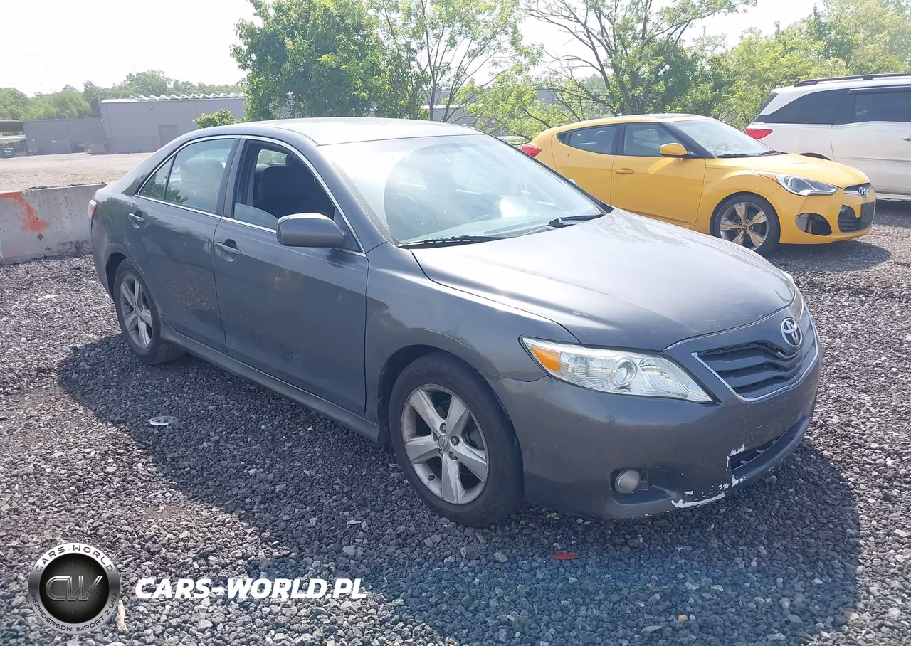 Główne zdjęcie 2010 Toyota Camry Se