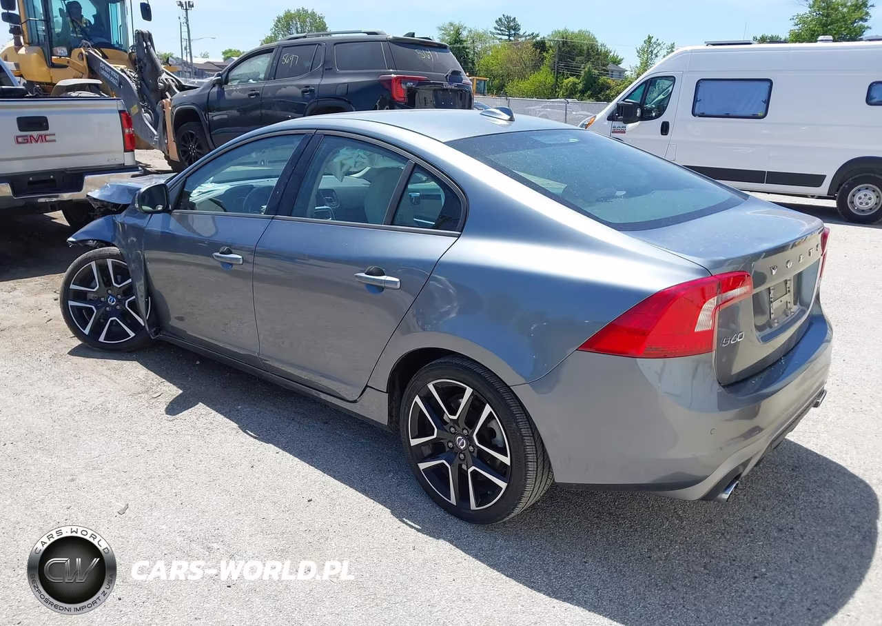 2018 Volvo S60 T5 Dynamic VIN:YV126MFL3J2450113 - 3