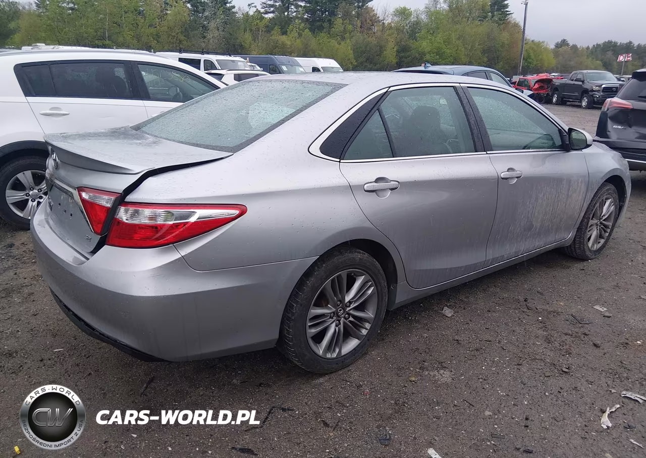 2017 Toyota Camry Se VIN:4T1BF1FK3HU713237 - 4