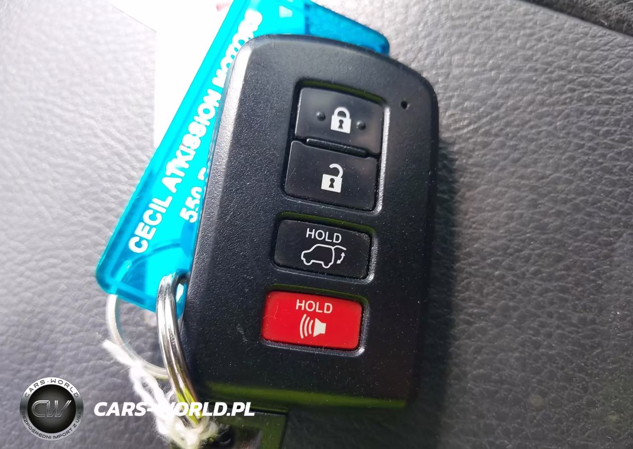 2018 Toyota Highlander Xle VIN:5TDKZRFHXJS531947 - 11