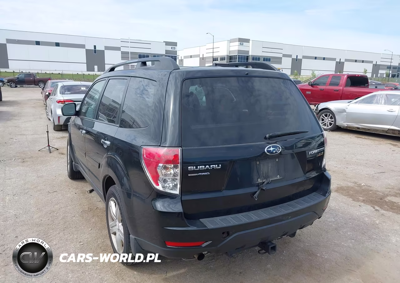 2010 Subaru Forester 2.5X Premium VIN:JF2SH6CC2AH720933 - 3