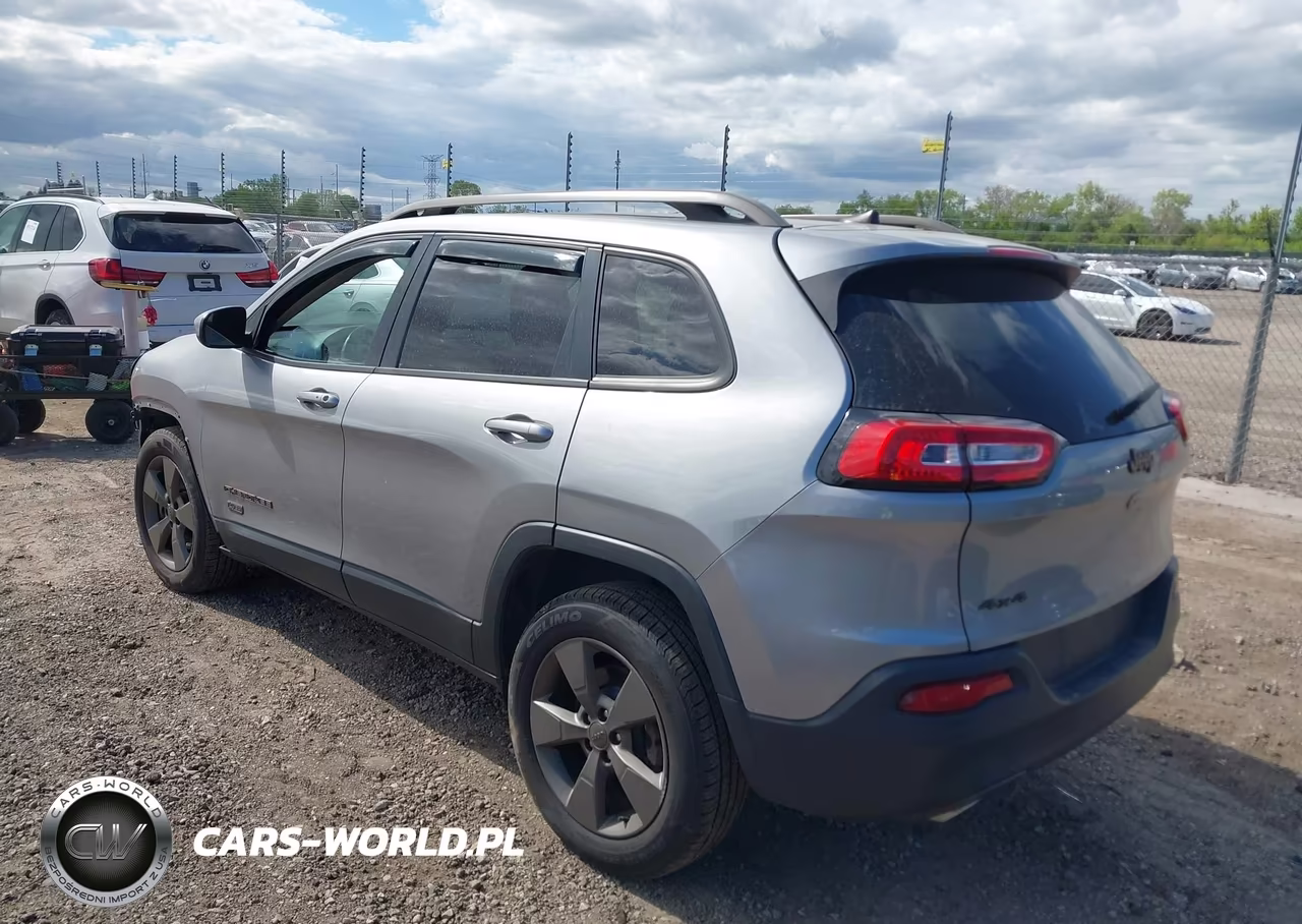 2016 Jeep Cherokee 75Th Anniversary VIN:1C4PJMCS8GW286137 - 3