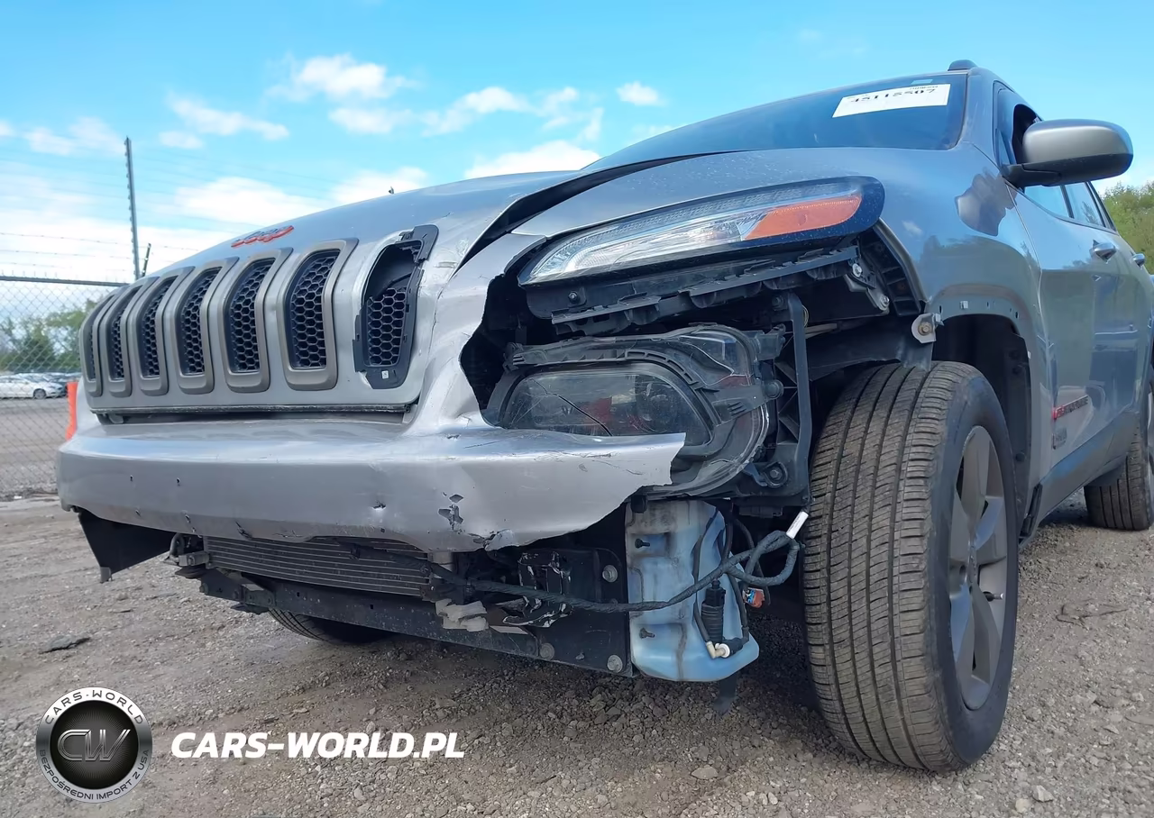 2016 Jeep Cherokee 75Th Anniversary VIN:1C4PJMCS8GW286137 - 6