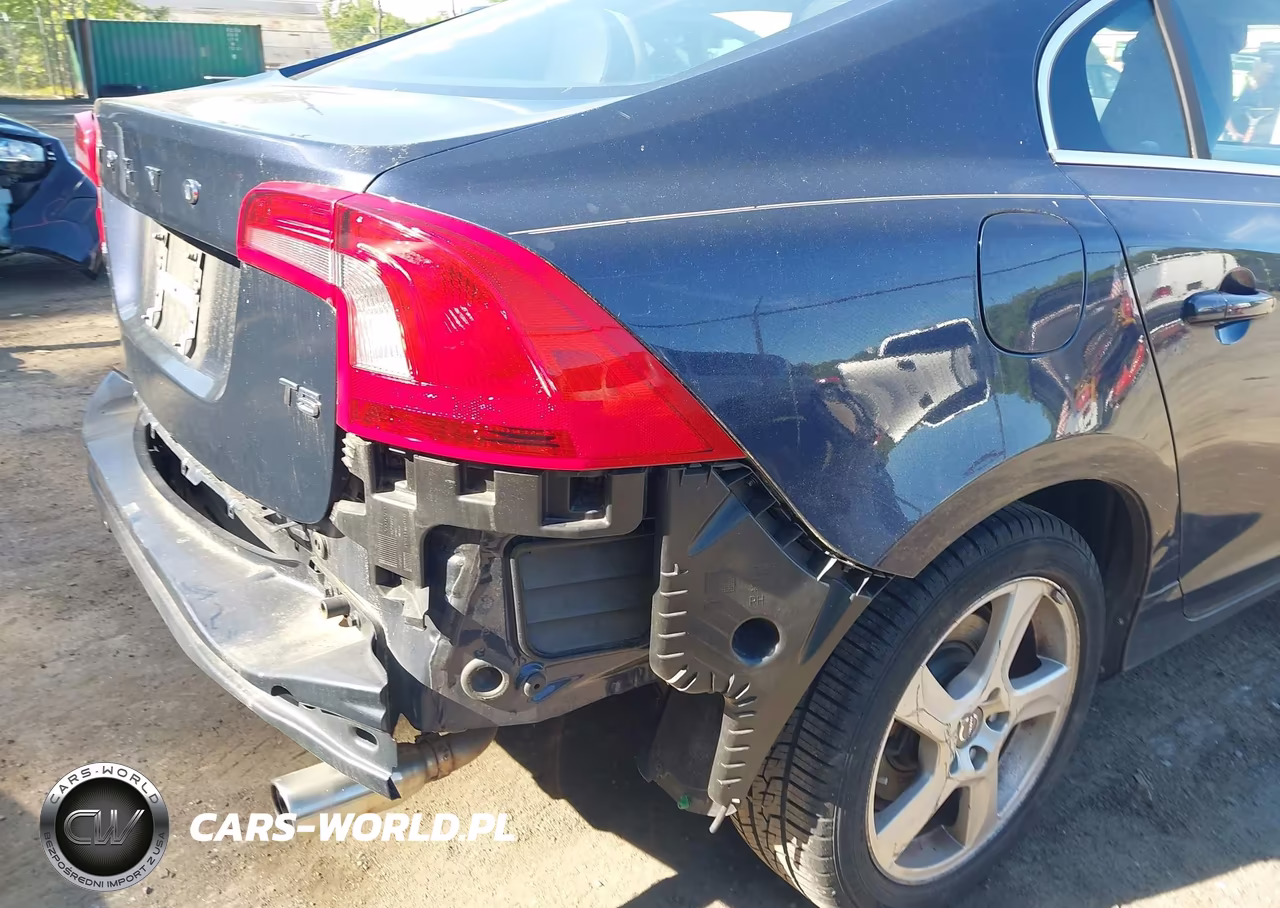 2012 Volvo S60 T5 VIN:YV1622FS0C2044592 - 13
