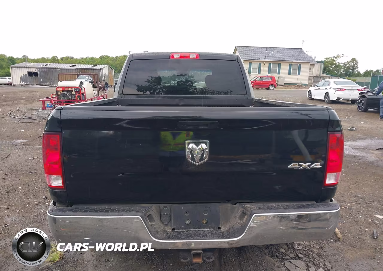 2019 Ram 1500 Classic Tradesman 4X4 6'4 Box VIN:1C6RR7FG5KS556796 - 17