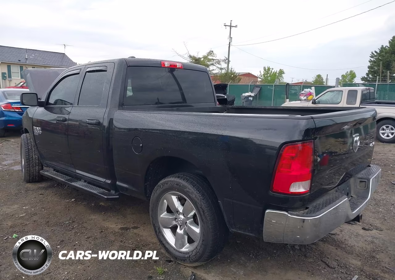 2019 Ram 1500 Classic Tradesman 4X4 6'4 Box VIN:1C6RR7FG5KS556796 - 3