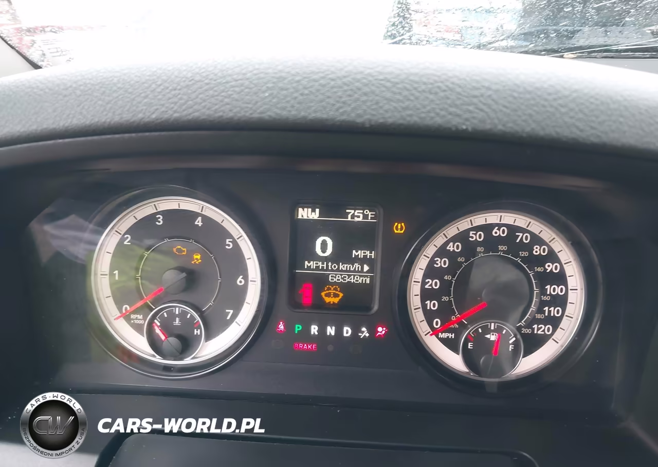 2019 Ram 1500 Classic Tradesman 4X4 6'4 Box VIN:1C6RR7FG5KS556796 - 7