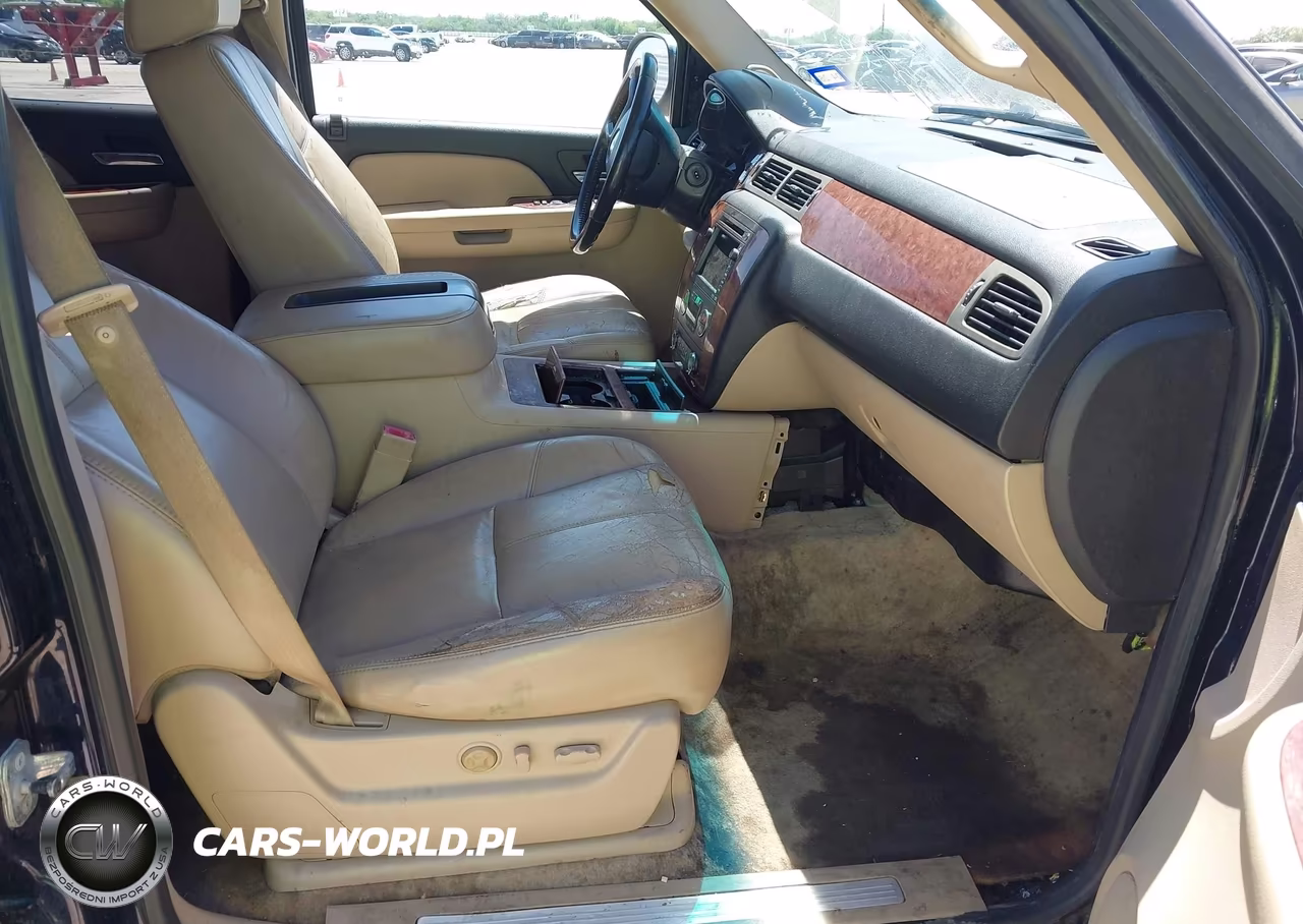 2008 Chevrolet Suburban 1500 Ltz VIN:3GNFC16088G236926 - 5