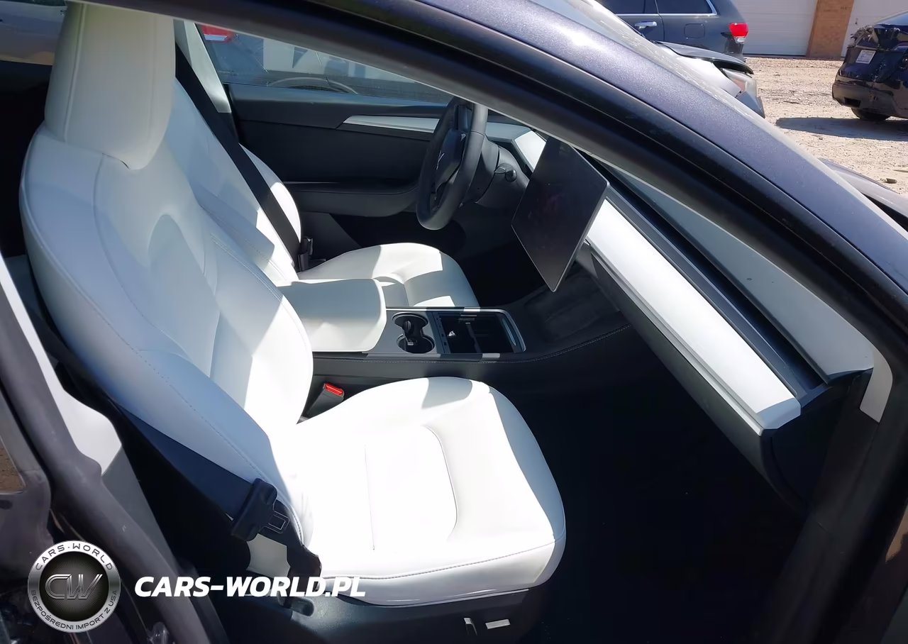 2024 Tesla Model Y Long Range Dual Motor All-Wheel Drive VIN:7SAYGAEEXRF106806 - 5