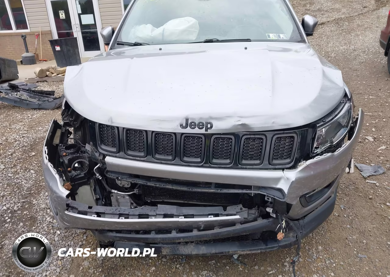 2019 Jeep Compass Latitude 4X4 VIN:3C4NJDBB0KT601469 - 6