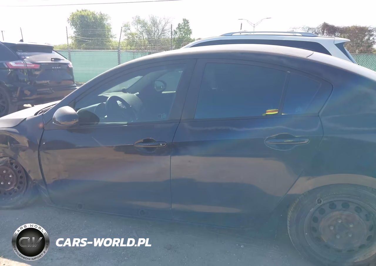 2011 Mazda Mazda3 I Sport VIN:JM1BL1UF3B1445995 - 14