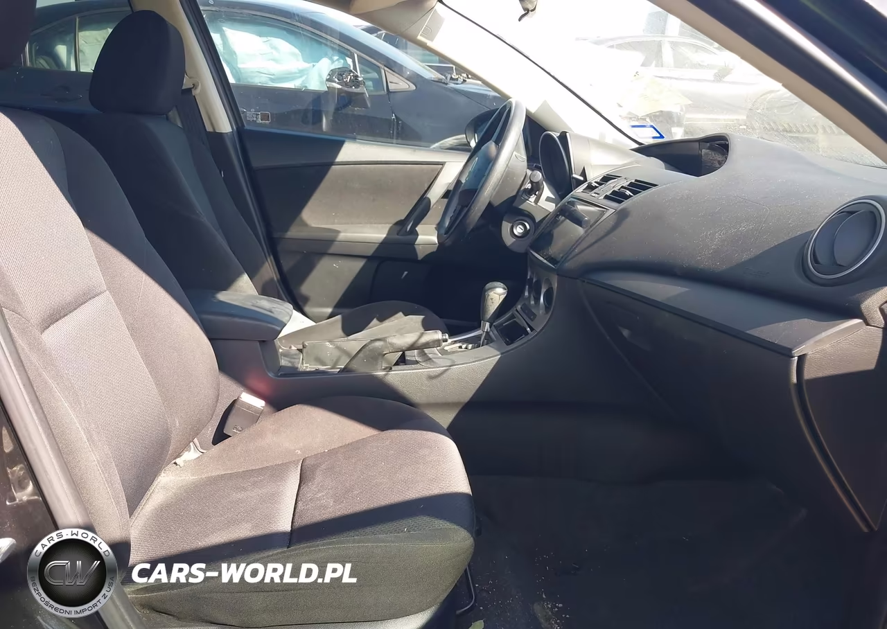 2011 Mazda Mazda3 I Sport VIN:JM1BL1UF3B1445995 - 5