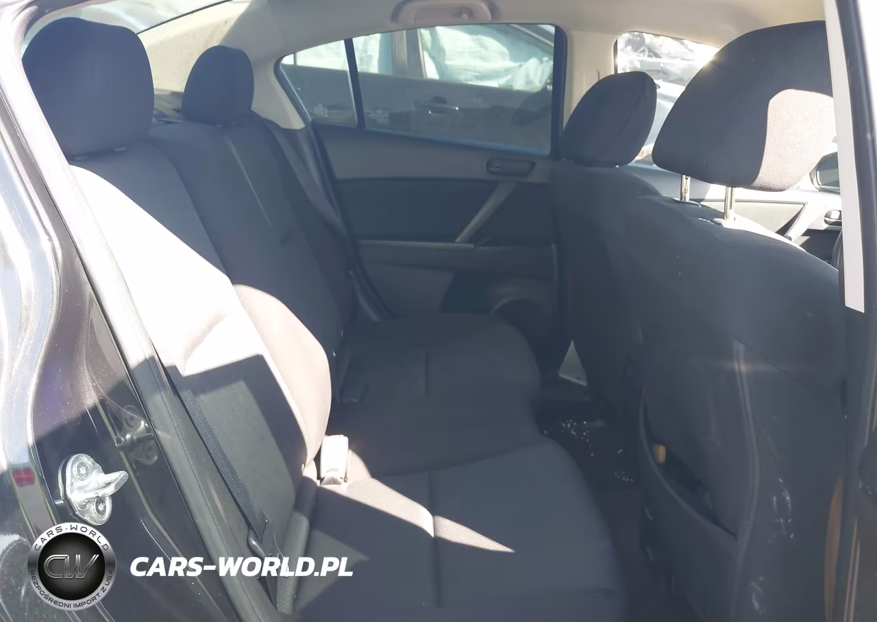 2011 Mazda Mazda3 I Sport VIN:JM1BL1UF3B1445995 - 8