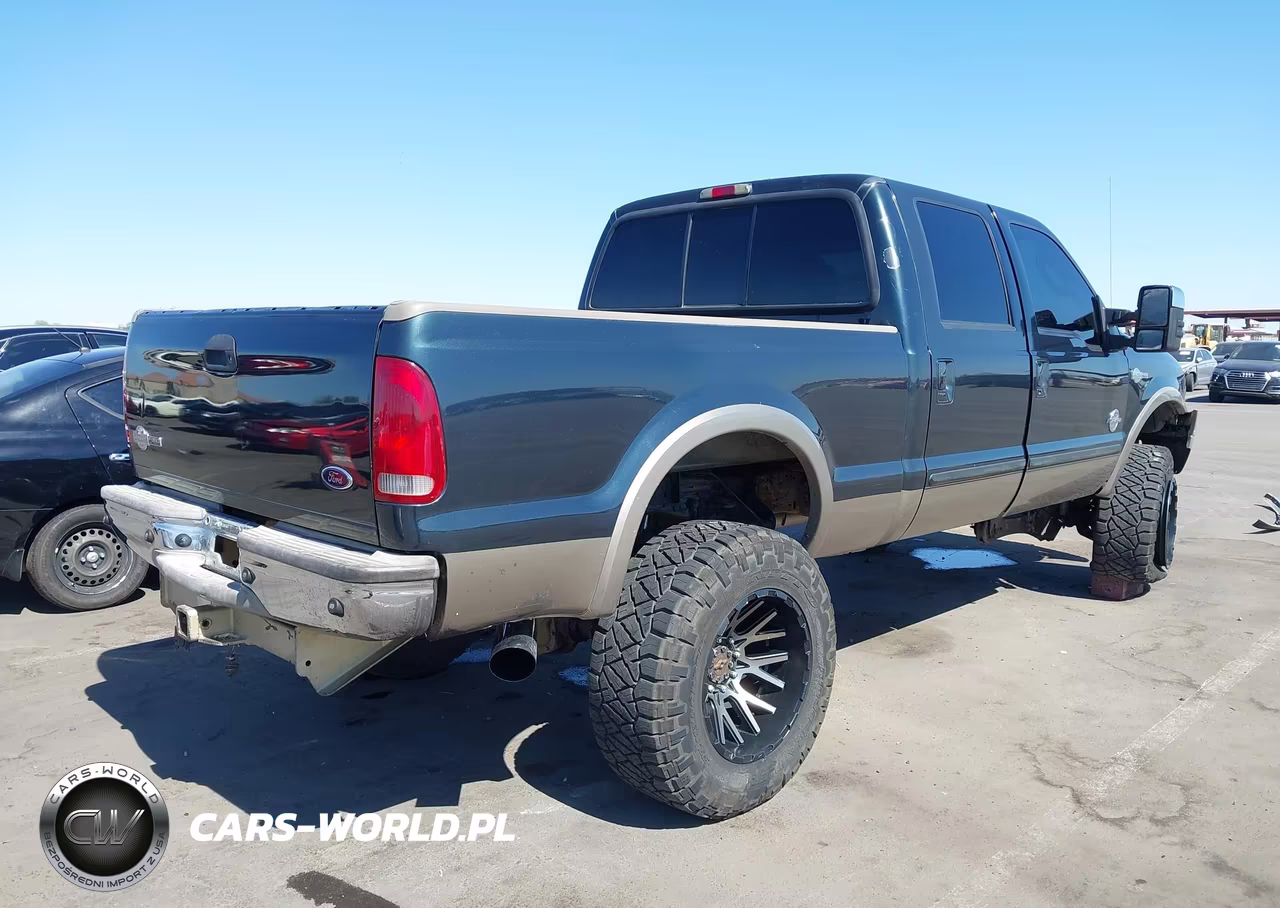 2005 Ford F-350 Lariat-Xl-Xlt VIN:1FTWW31P35EA51878 - 4
