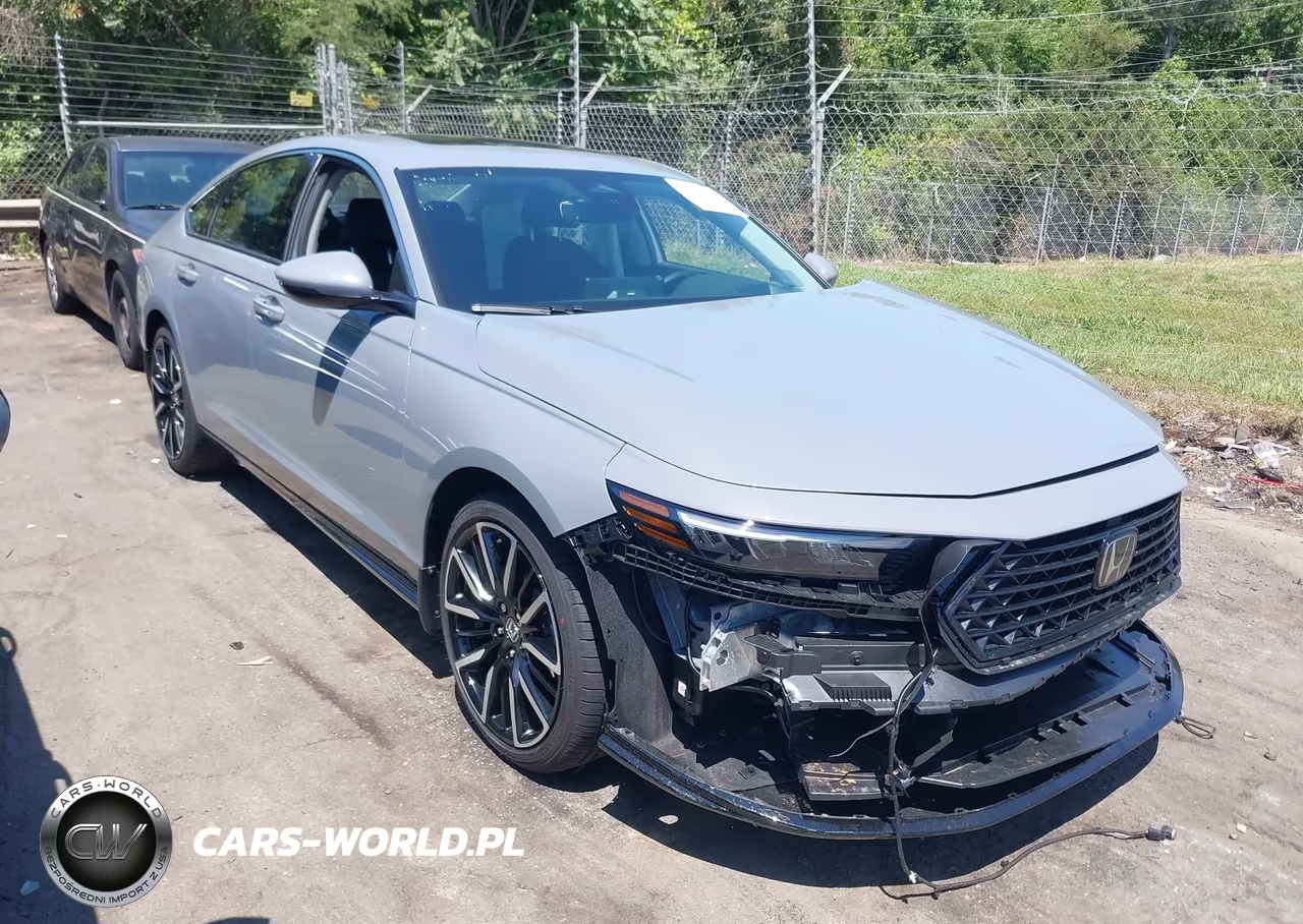 2025 Honda Accord Hybrid Touring – zdjęcie 1 z 17