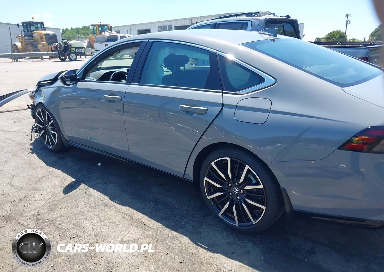 2025 Honda Accord Hybrid Touring VIN:1HGCY2F80SA080770 - 15