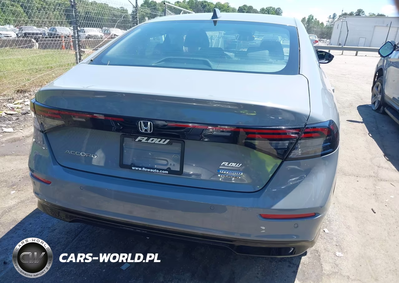 2025 Honda Accord Hybrid Touring VIN:1HGCY2F80SA080770 - 17