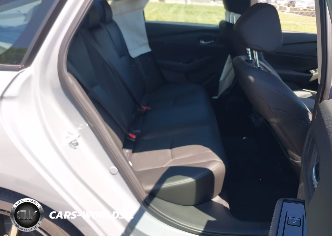 2025 Honda Accord Hybrid Touring VIN:1HGCY2F80SA080770 - 8