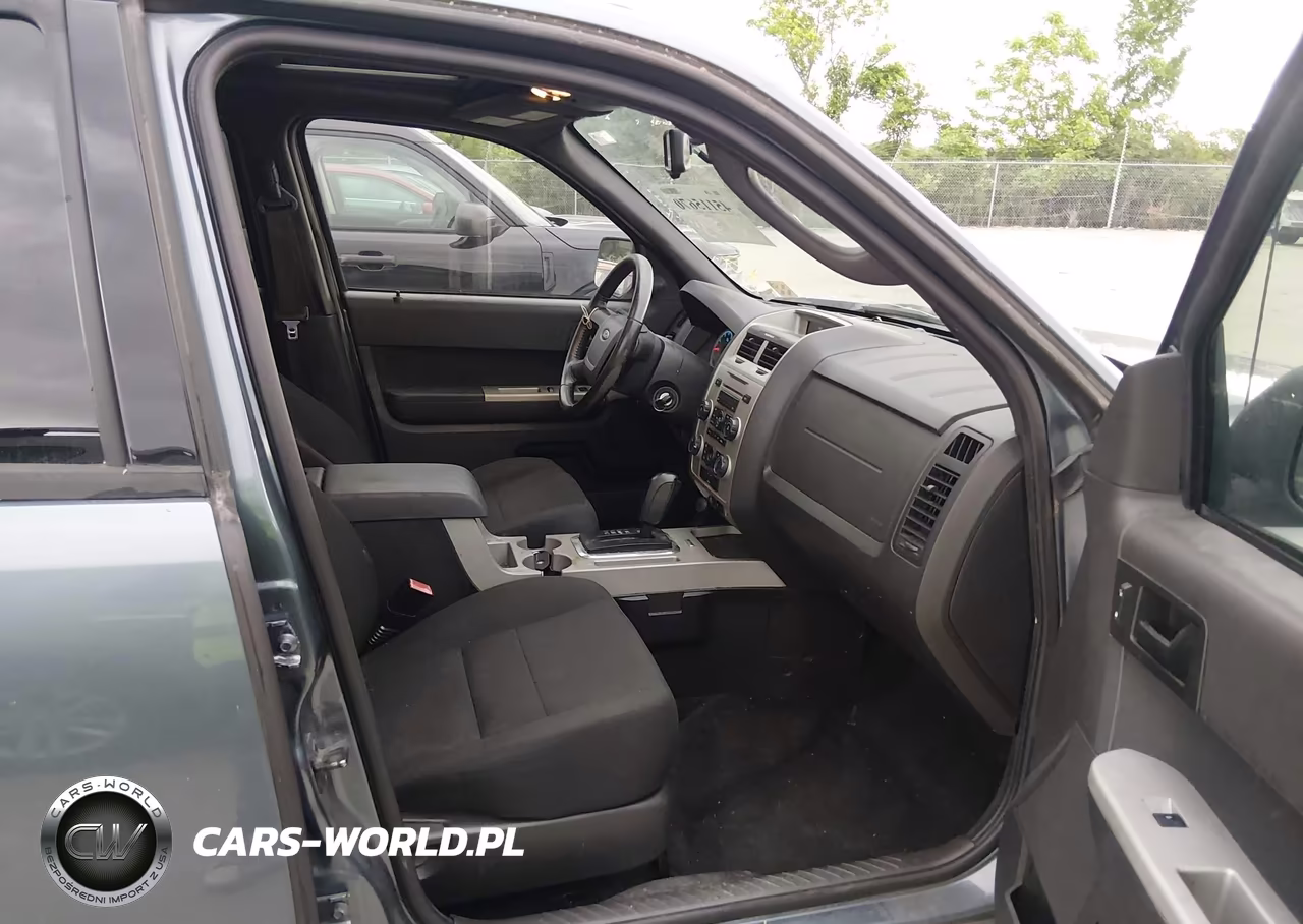2010 Ford Escape Xlt VIN:1FMCU0DG7AKA03309 - 5