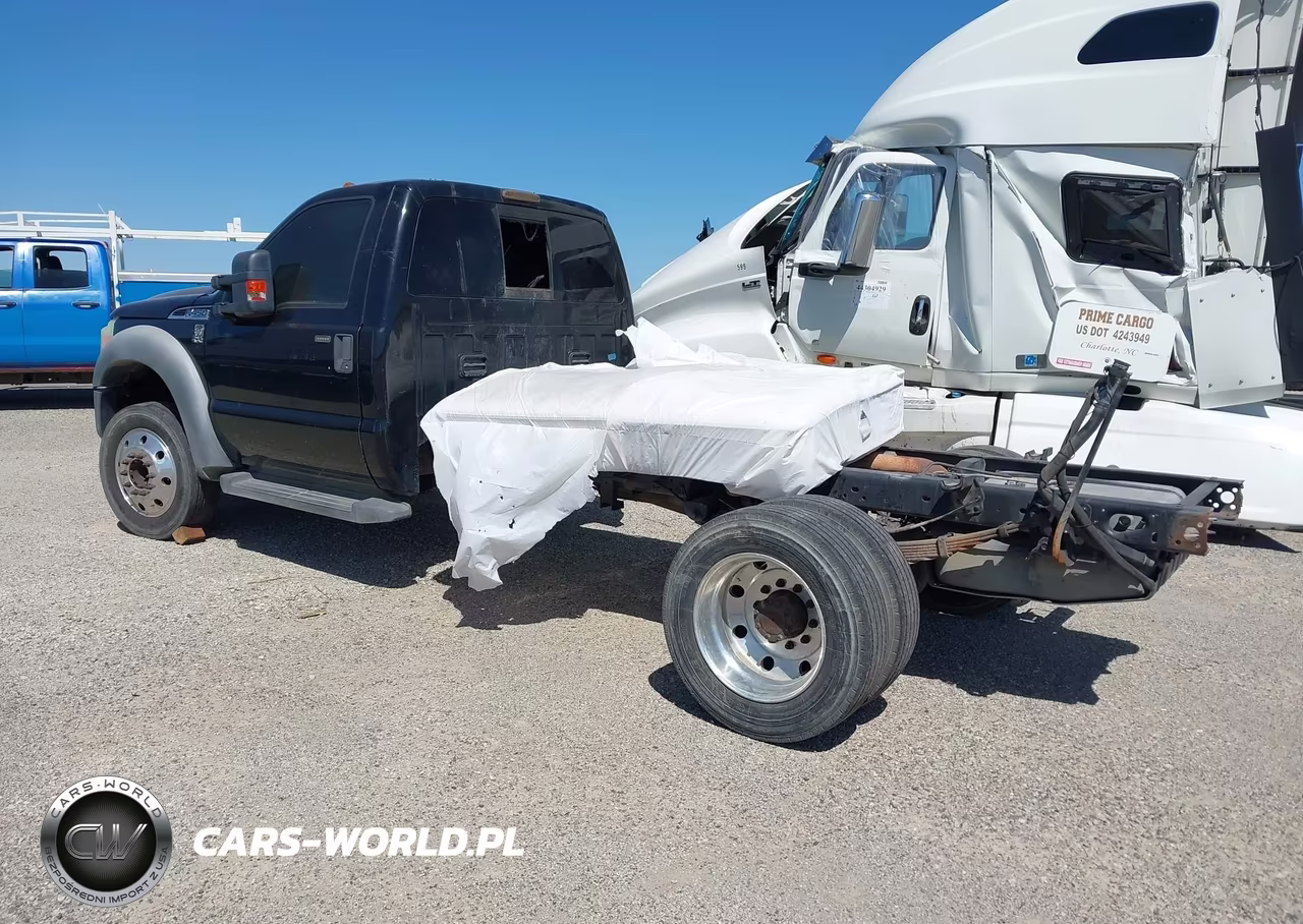 2011 Ford F-450 Chassis Xlt VIN:1FDTF4GY3BEA16189 - 3