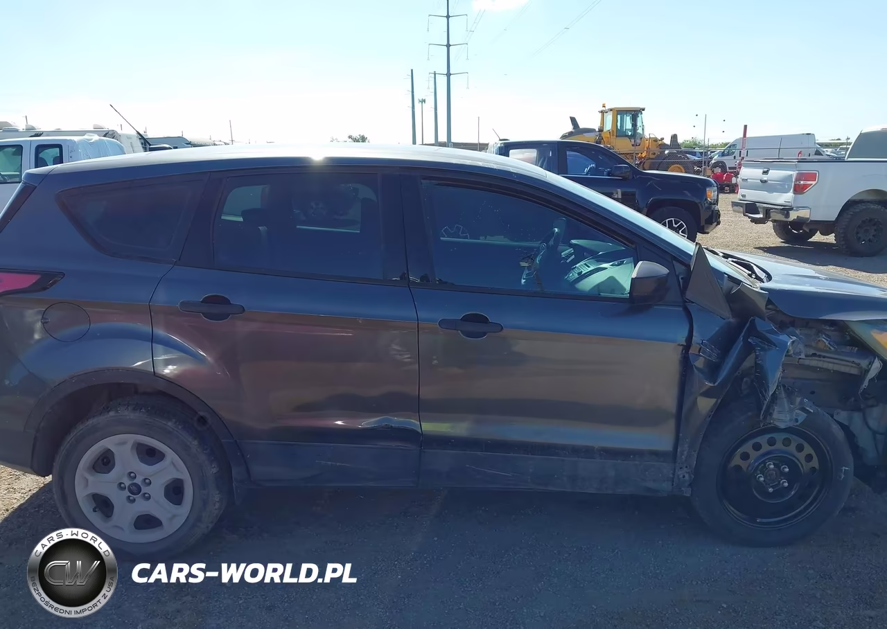 2018 Ford Escape S VIN:1FMCU0F7XJUA84081 - 14