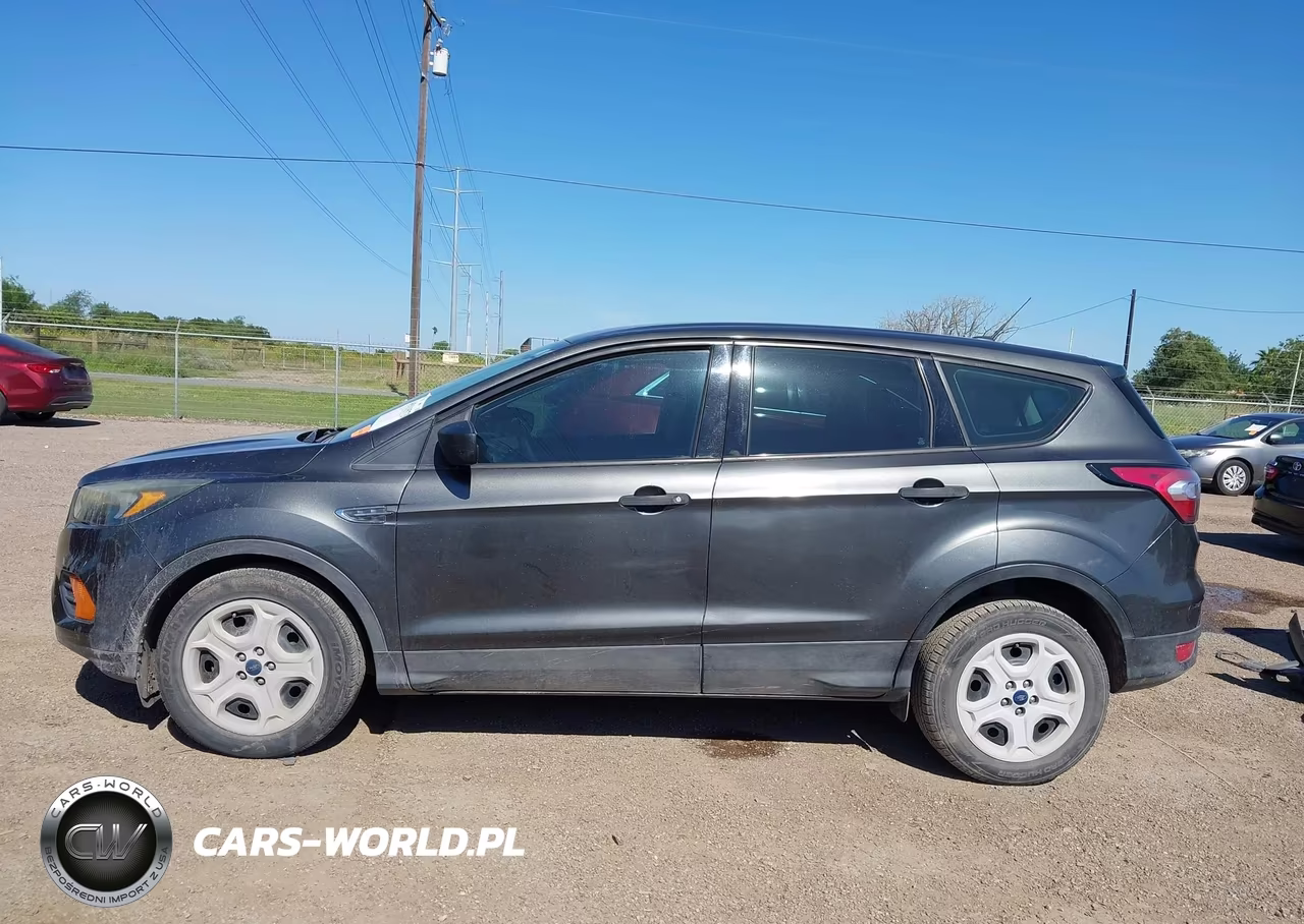 2018 Ford Escape S VIN:1FMCU0F7XJUA84081 - 15
