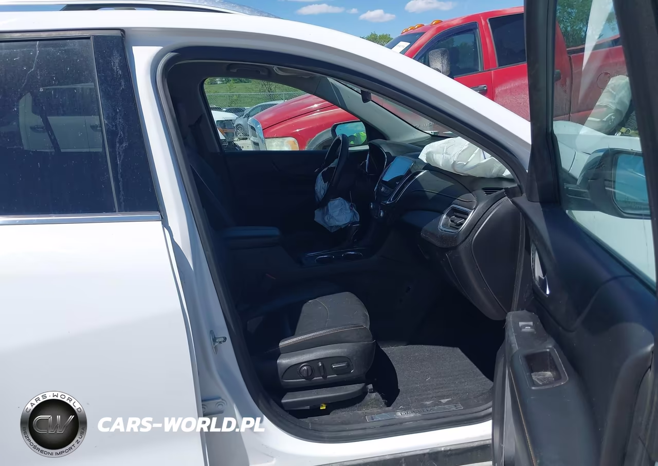 2018 Chevrolet Equinox Premier VIN:2GNAXWEXXJ6303344 - 5