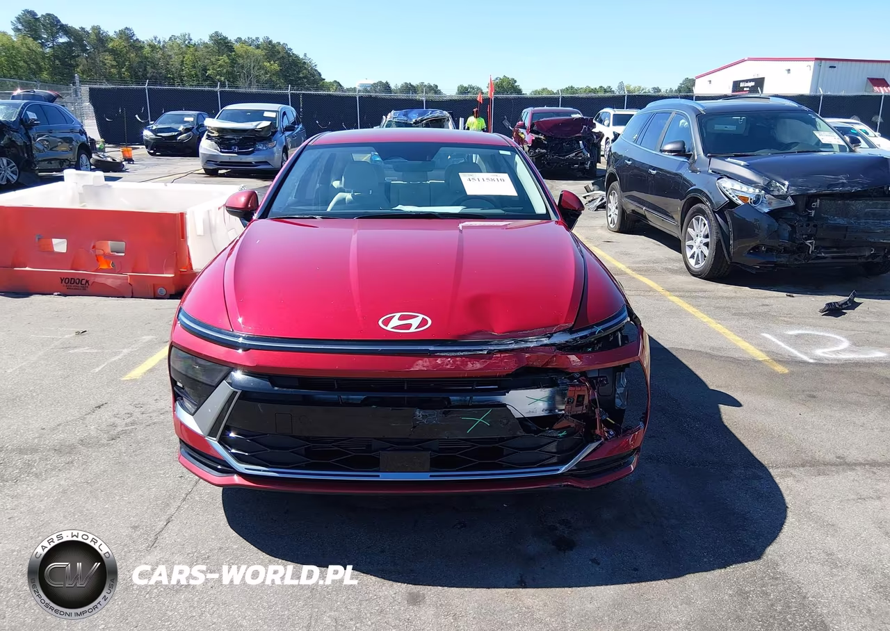 2025 Hyundai Sonata Sel VIN:KMHL64JAXSA453111 - 12