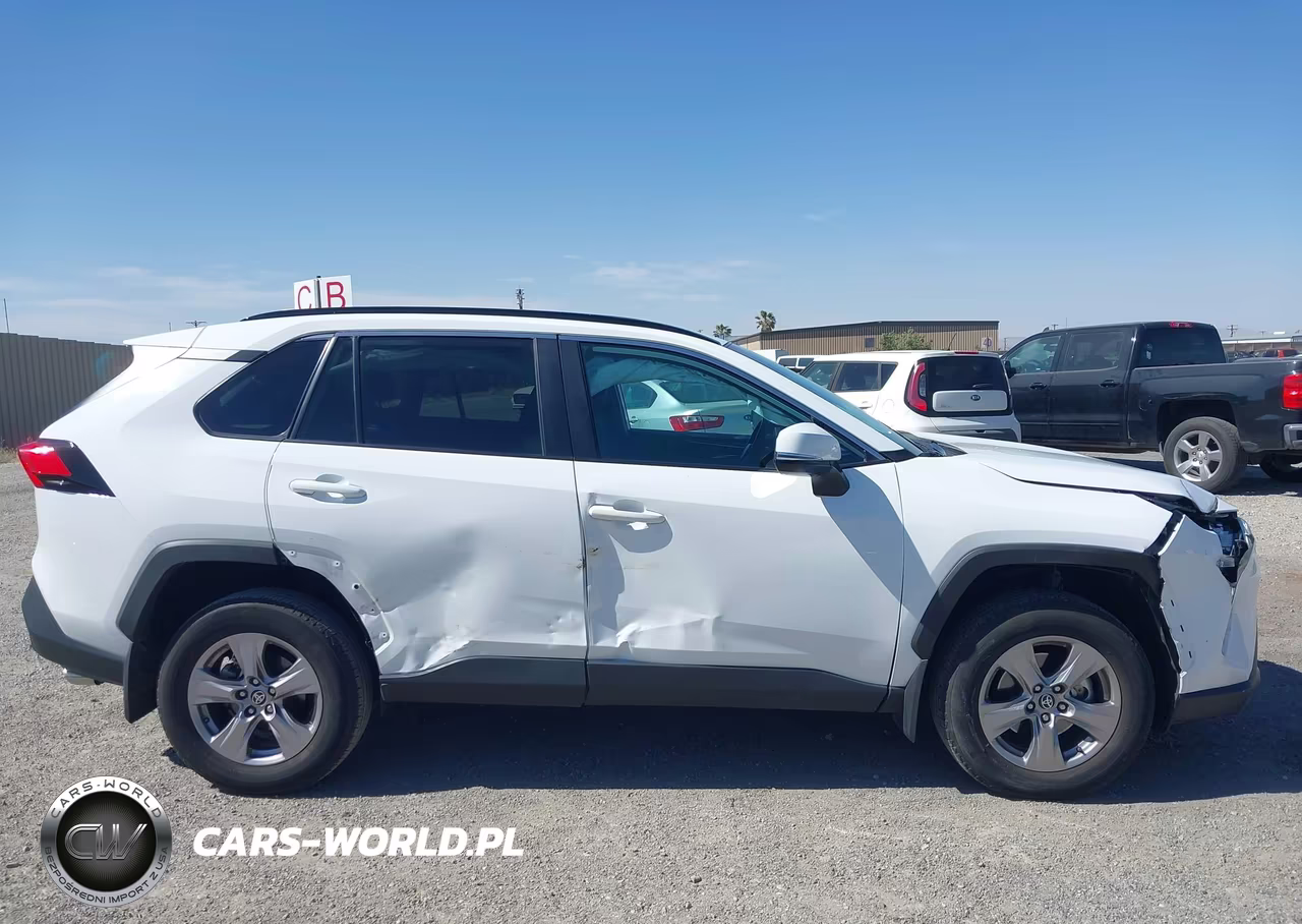 2023 Toyota Rav4 Xle VIN:2T3W1RFV8PW240742 - 13