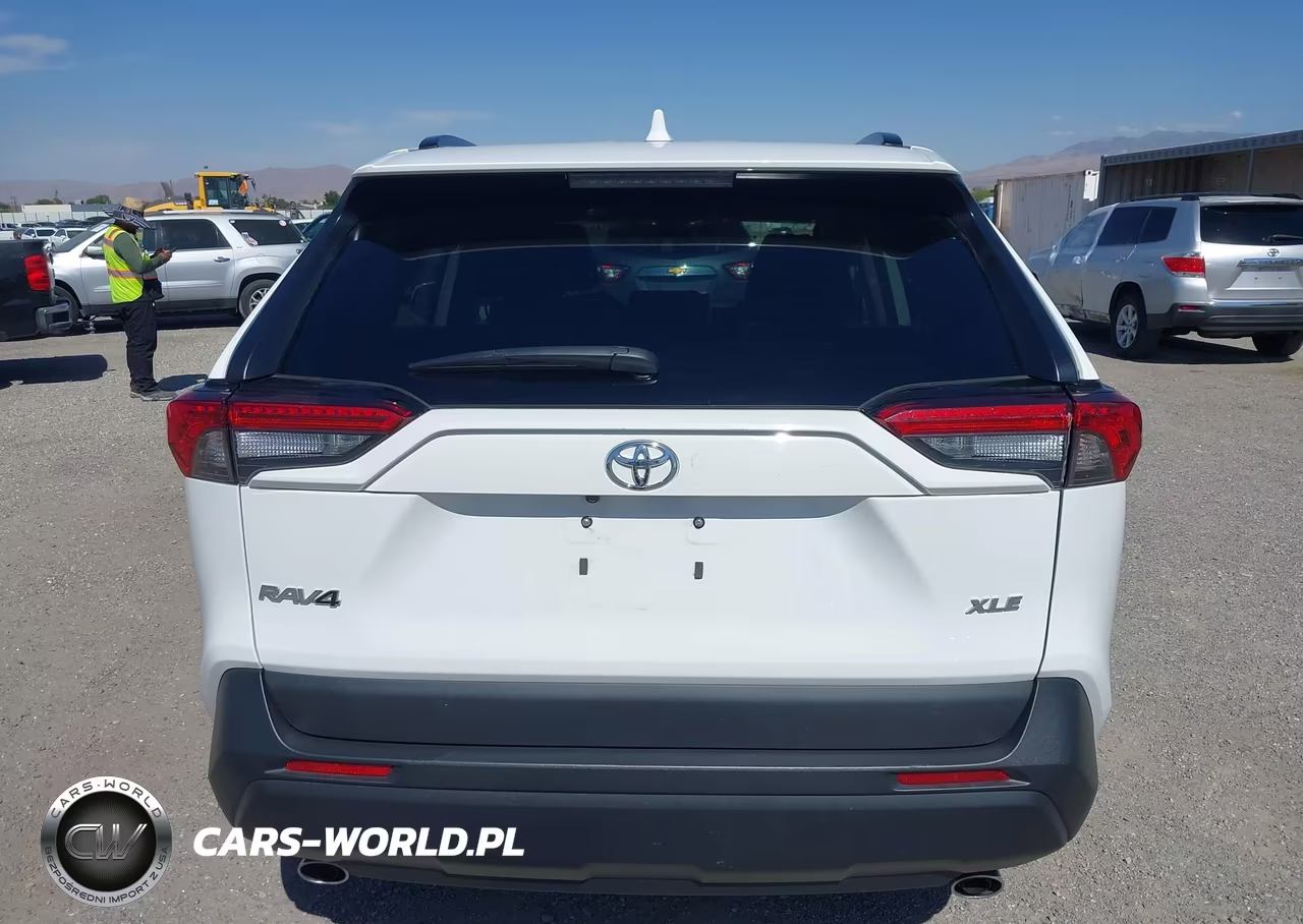 2023 Toyota Rav4 Xle VIN:2T3W1RFV8PW240742 - 16