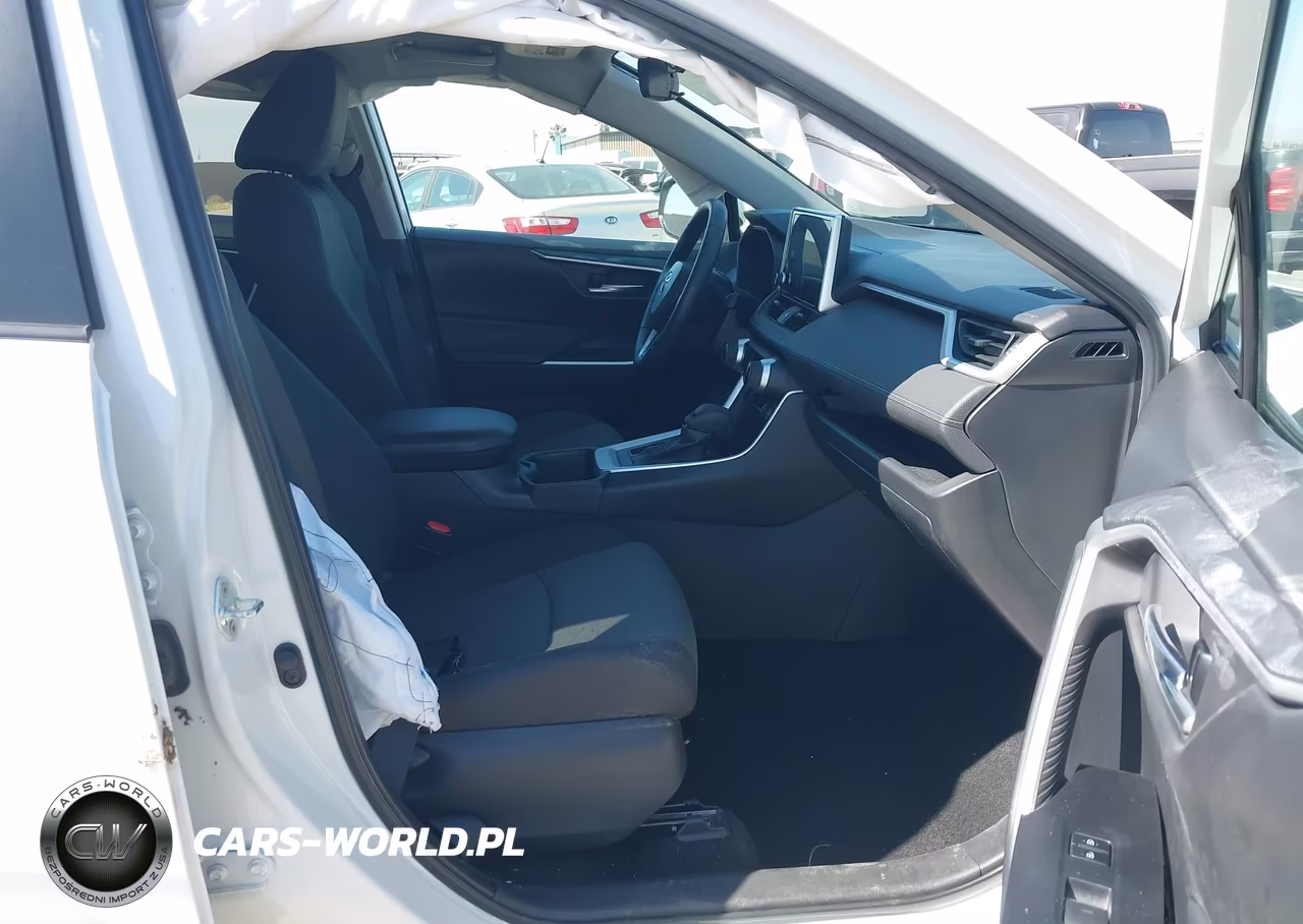 2023 Toyota Rav4 Xle VIN:2T3W1RFV8PW240742 - 5