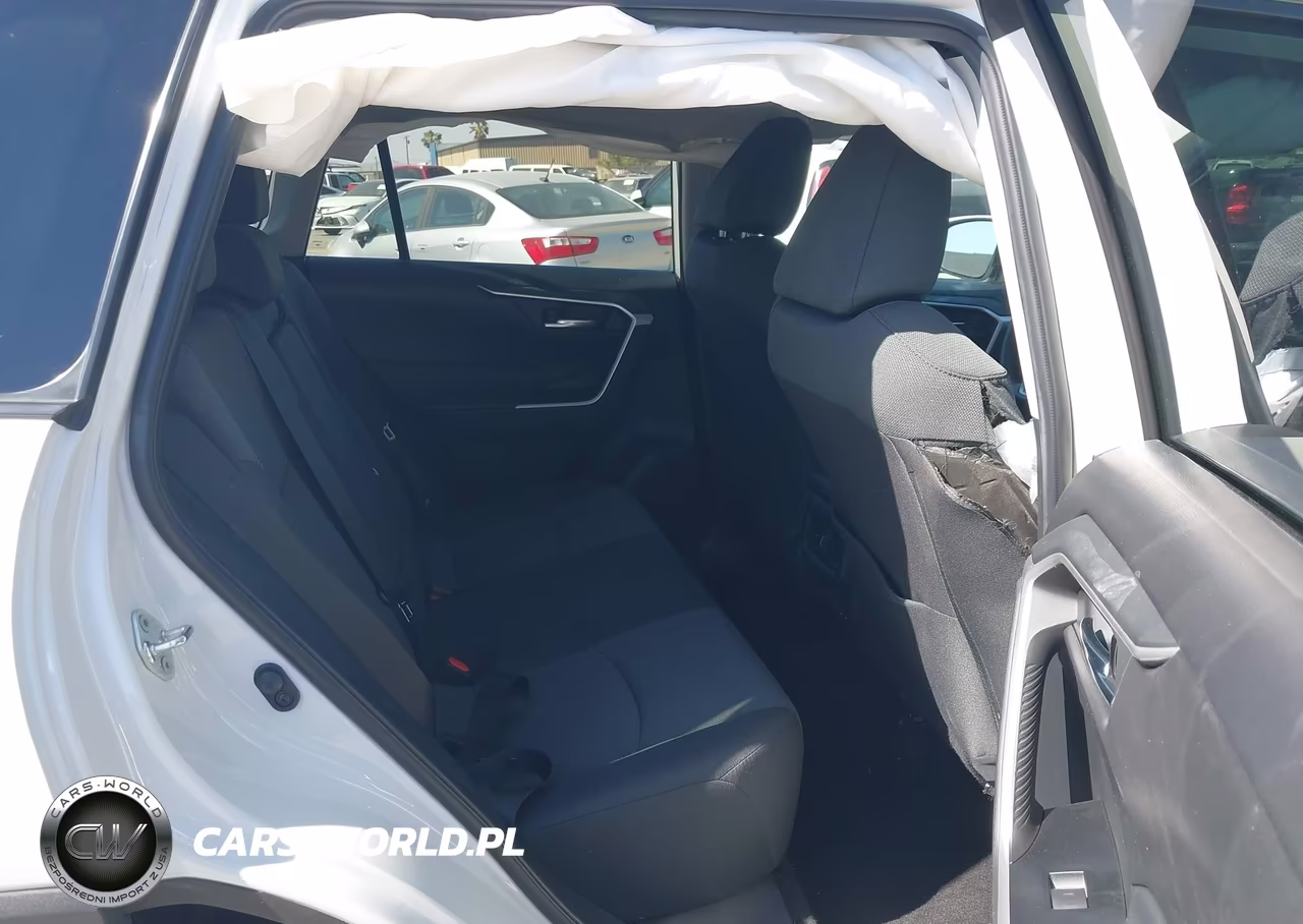 2023 Toyota Rav4 Xle VIN:2T3W1RFV8PW240742 - 8