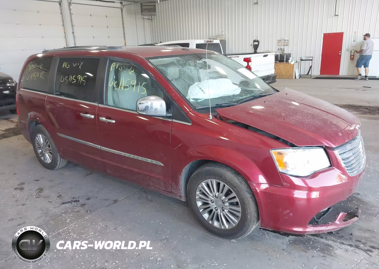 2011 Chrysler Town & Country Limited – zdjęcie 1 z 17