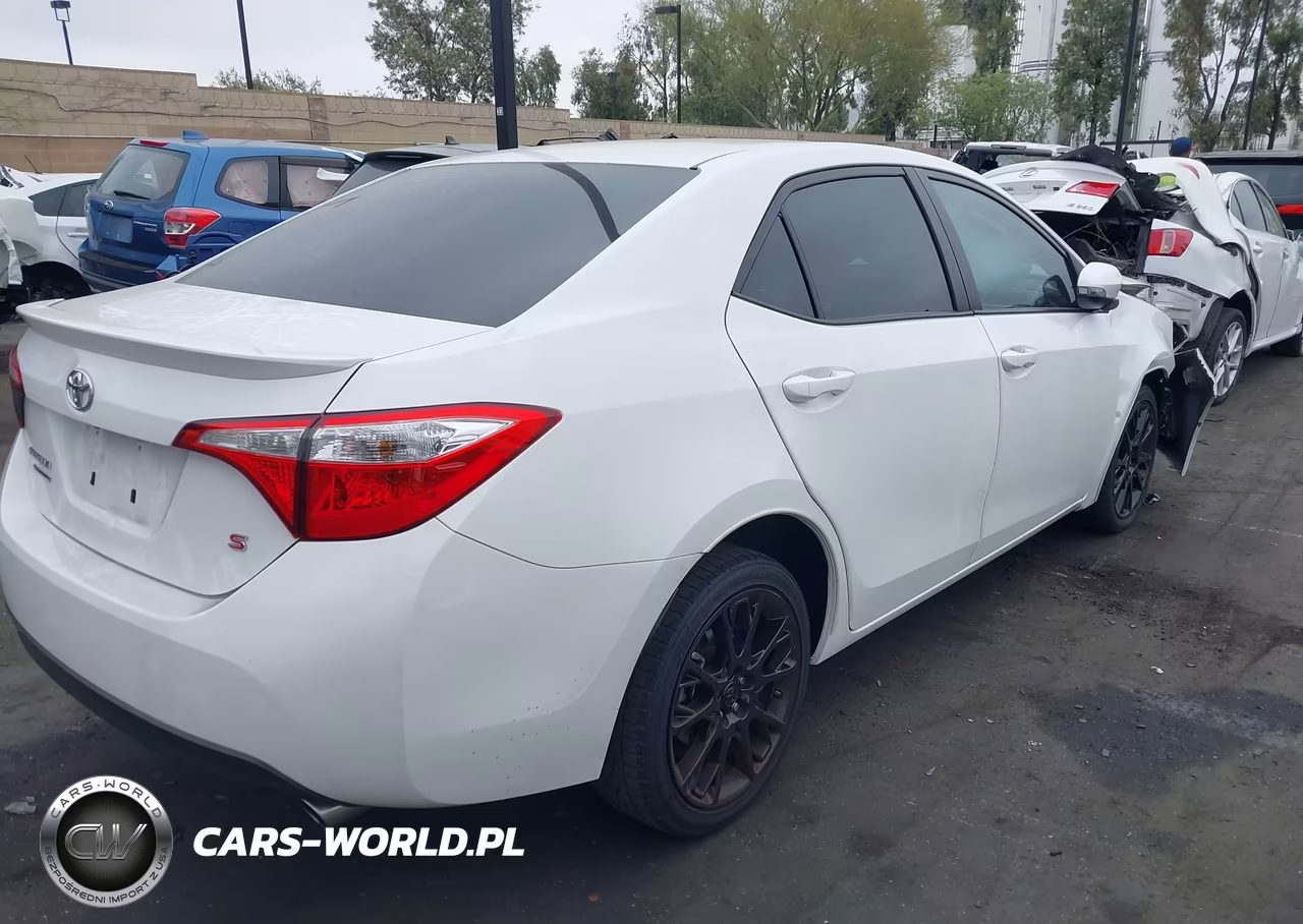 2016 Toyota Corolla S W-Special Edition Pkg VIN:2T1BURHE8GC585783 - 4