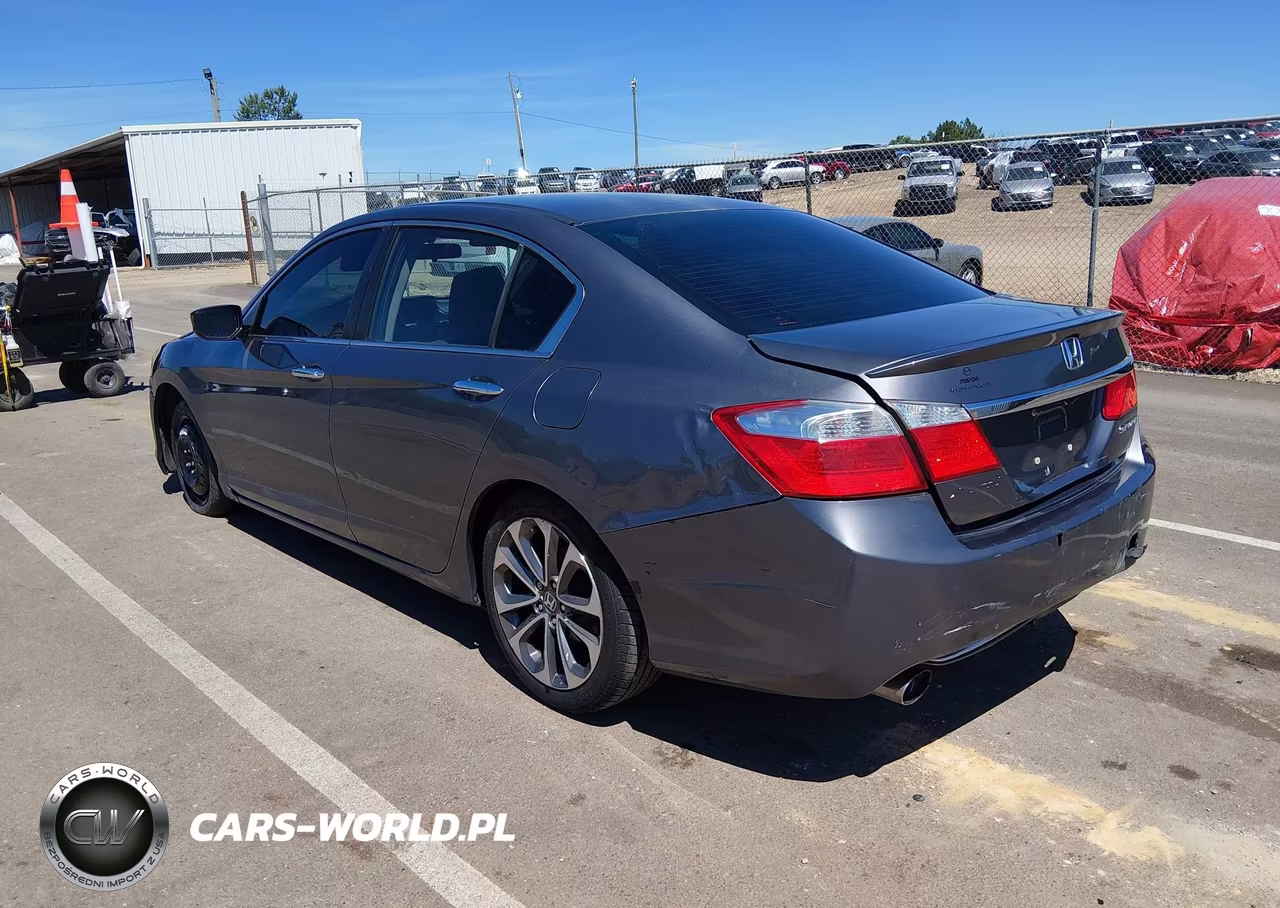 2015 Honda Accord Sport VIN:1HGCR2F53FA257580 - 3